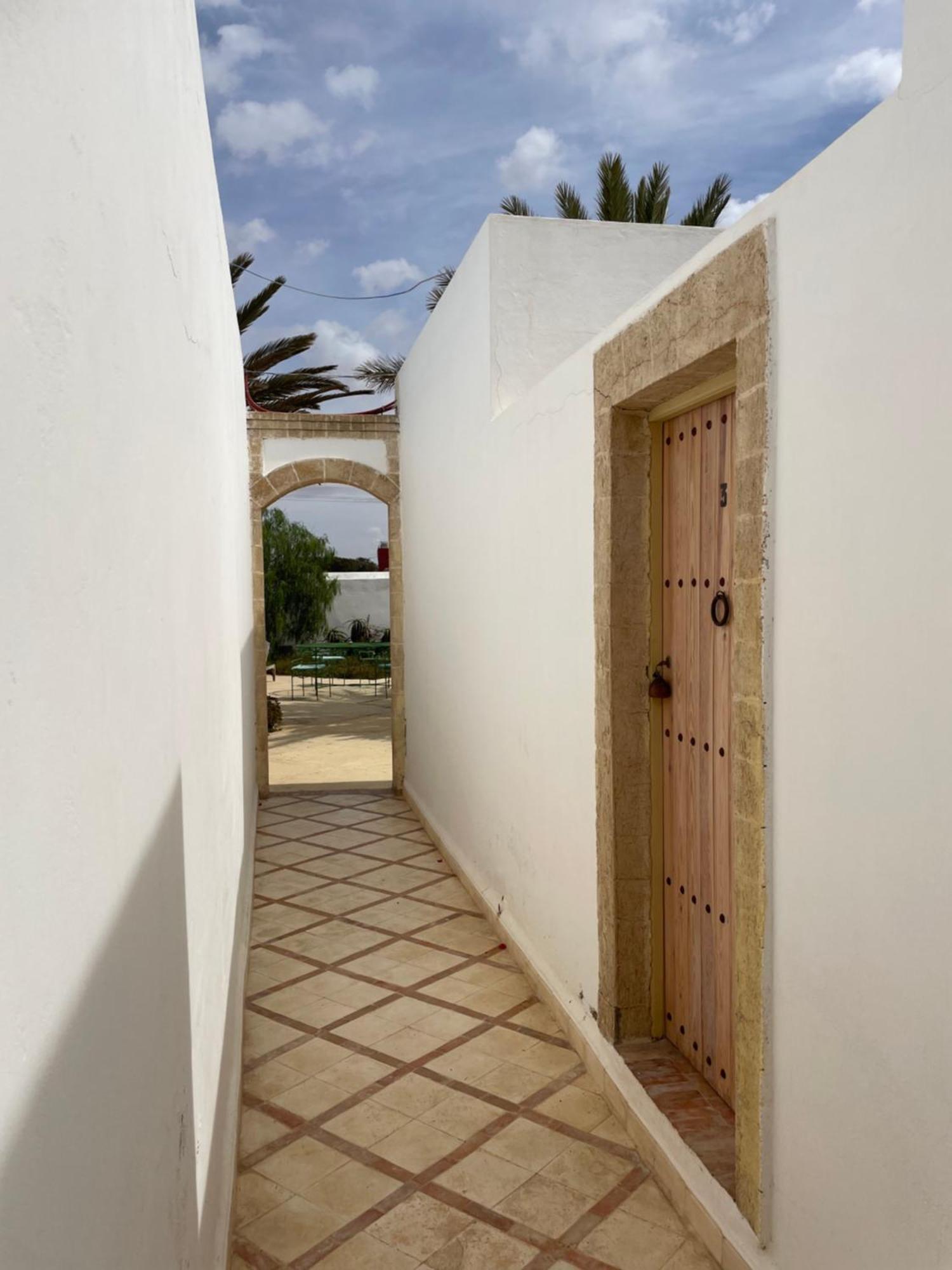 Hotel Villa Soleil Сиди-Кауки Экстерьер фото