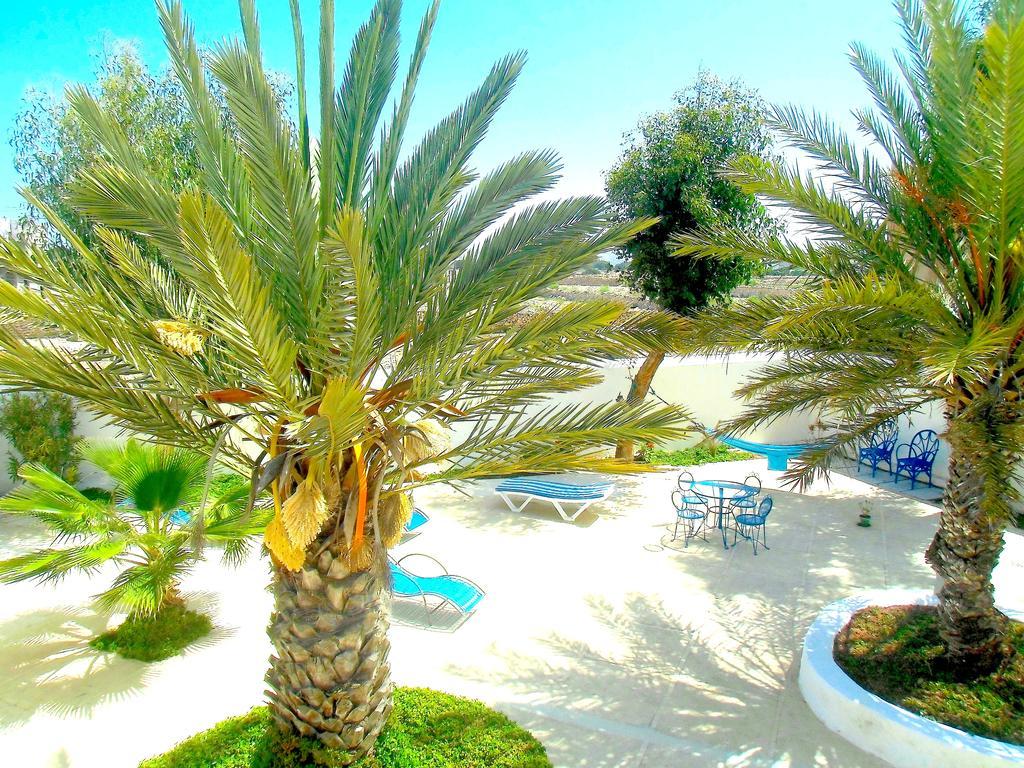 Hotel Villa Soleil Сиди-Кауки Экстерьер фото